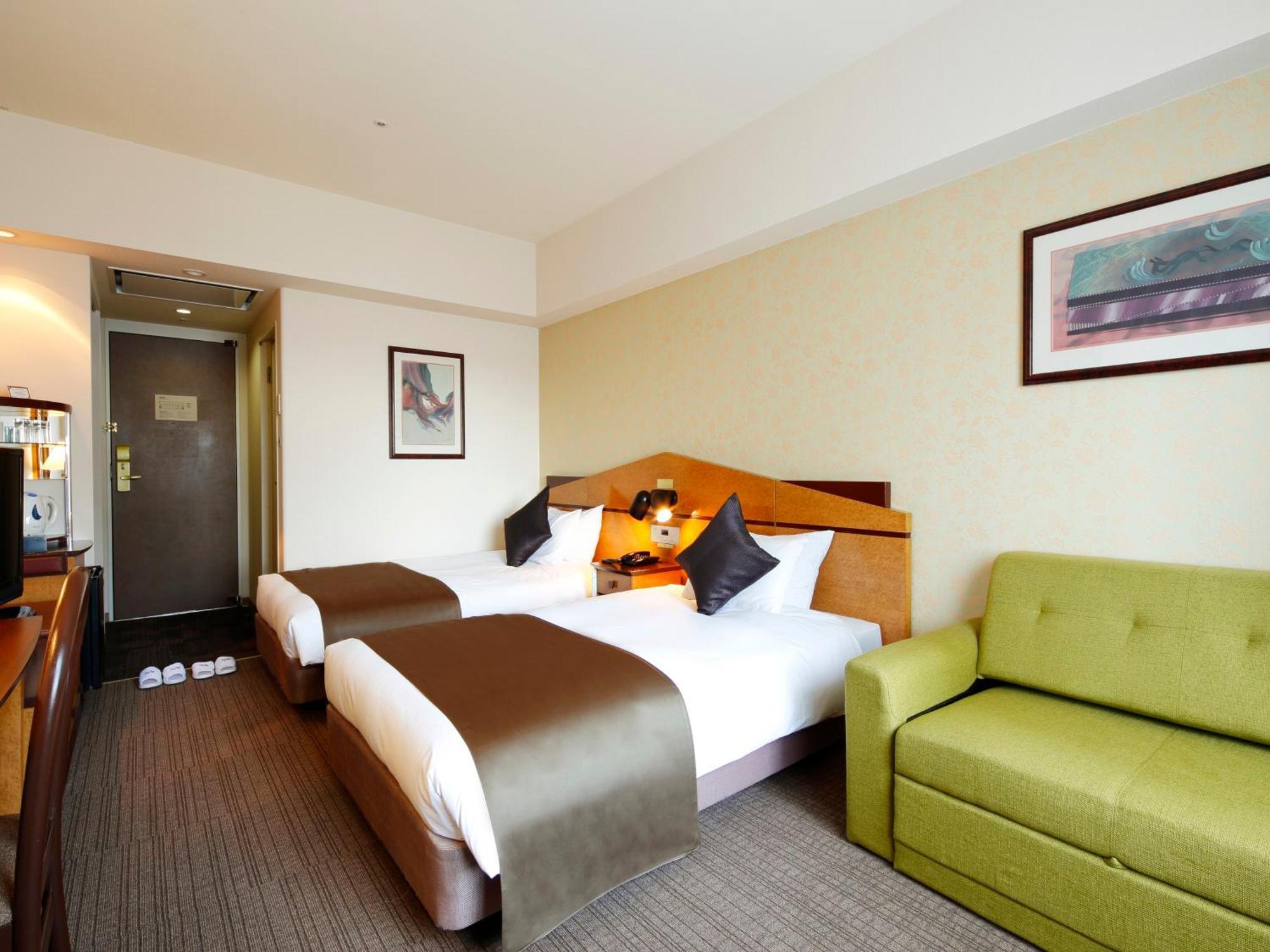 Hotel Resol 3*